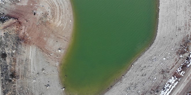 Konya Ovasnda su yetersizlii tehlike sinyalleri veriyor