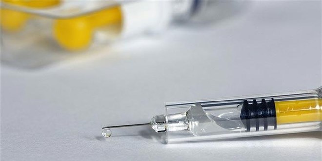 Aşı karşıtlarına cevap: Duş almaktan, yemek yemekten bile güvenli