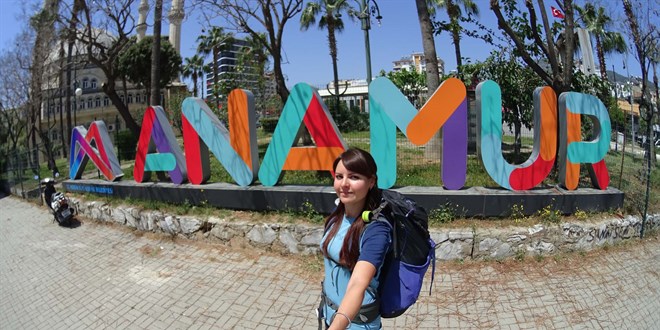 Otostopla 5 kıtada 69 ülke gezdi, Mersin'e hayran kaldı