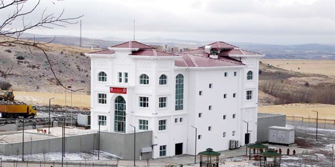 Yozgat'ta buğday silosuna düşen teknisyen hayatını kaybetti