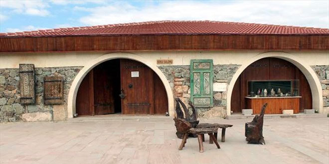 Doğup büyüdüğü köye müze yaptırdı, Avrupa'dan ödül aldı