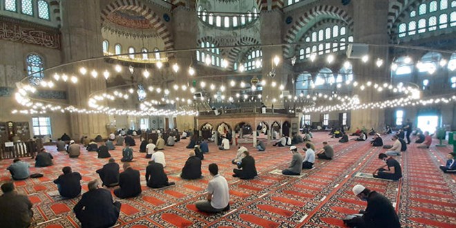 İşte il il bayram namazı vakitleri