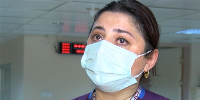 Ailesi vefat eden hemşire: Elini öpeceğim kimse kalmadı