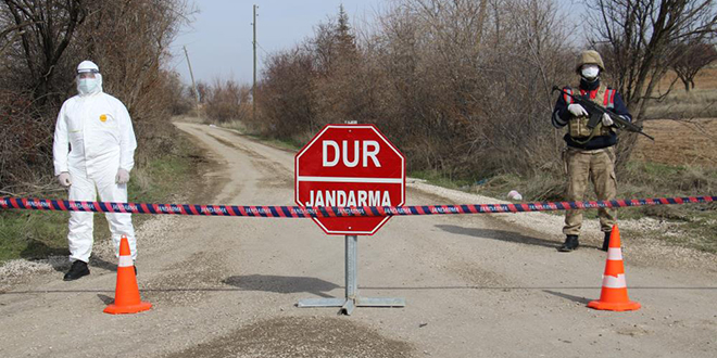 Tokat'ta Kovid-19 tedbirleri kapsam�nda bir k�y karantinaya al�nd�