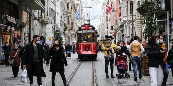 Uzmanlardan çağrı: Normalleşme kademeli olmalı