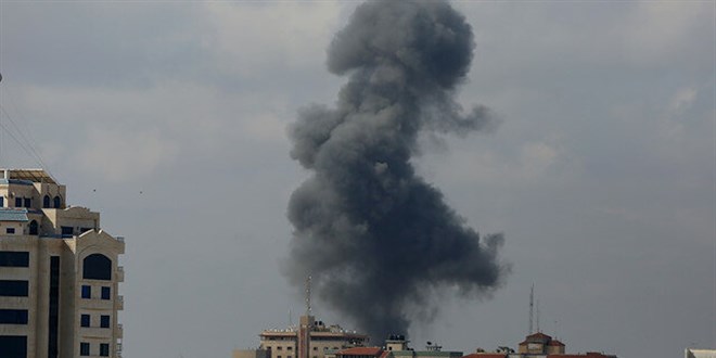 Gazze Şeridi'nde 3'ü kadın, 16 Filistinli daha şehit oldu