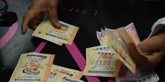 26 milyon dolarlık piyangonun vurduğu bileti pantolon cebinde yıkanmış