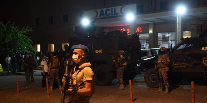 Şanlıurfa'da komşular arasındaki kavgada 8 kişi yaralandı