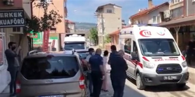 Bisikletli tacizci kendini uyaran kişiyi bıçakladı