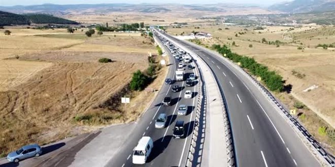 Karadeniz illerinden İstanbul'a dönüş başladı