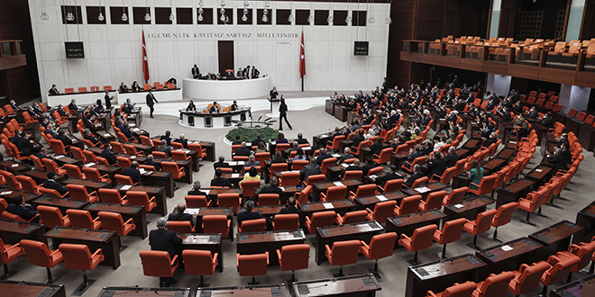 TBMM mesaisine yoğun bir gündemle başlıyor