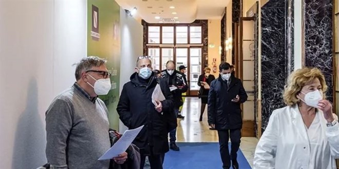 İtalya, normale dönüş takvimini revize etti