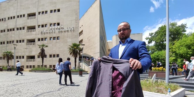 Avukat, yanağından ısıran şahsın aldığı cezaya isyan etti