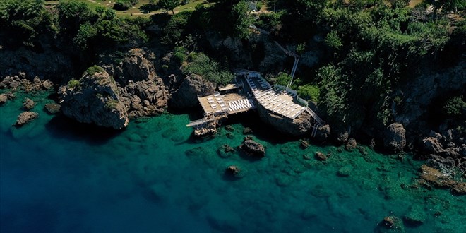 Turizmin başkenti Antalya'da Falez plajları sezona hazır