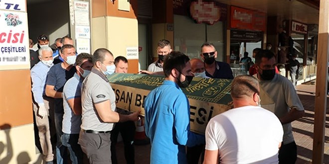 Zabıta Memuru, tüfekle göğsünden vurulmuş halde bulundu