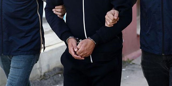 Resmi belgede sahtecilik operasyonu: 3 şüpheli gözaltında