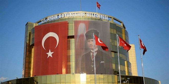 Belediye başkanının 'haksız işten çıkarması'na ret