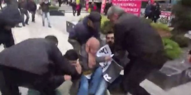 'Gözaltı sırasında sarkıntılık'tan yargılanan polise 2 yıl 6 ay ceza