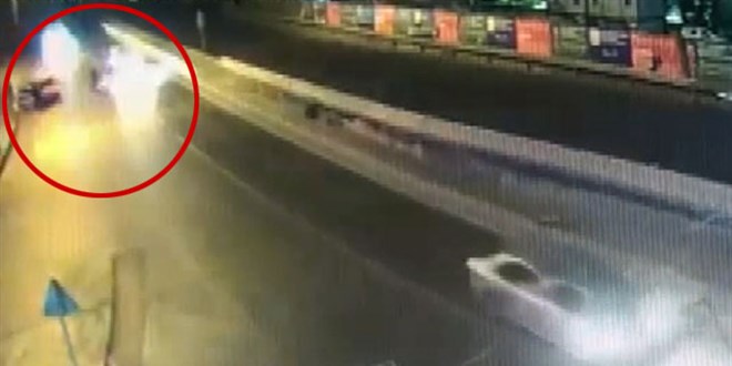 Polisten kaçan şüphelilerin otomobille çarptığı bekçi şehit oldu