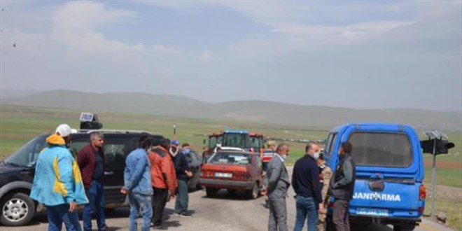 Erzurum'da sokaa kma kstlamasna ramen 'su' eylemi