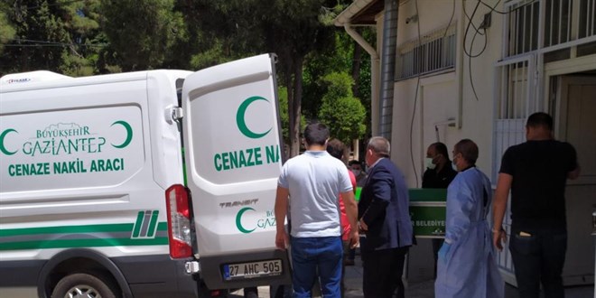 Kontrolsüz park eden tır liseli genci hayattan kopardı