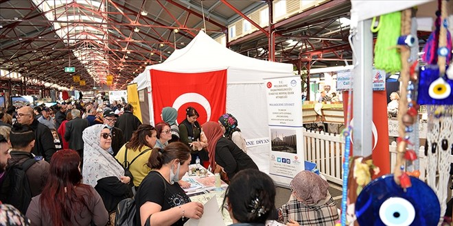 Avustralya'da düzenlenen 'Türk Festivali' yoğun ilgi gördü