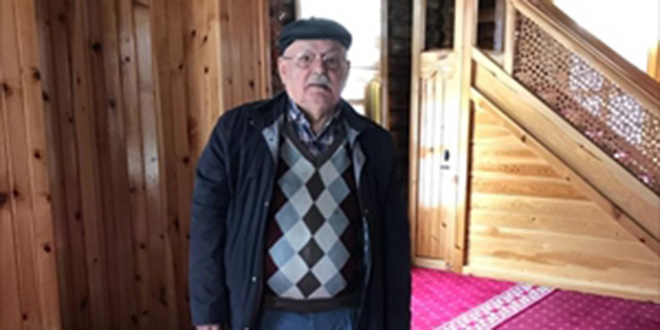 Koronadan ölen babanın otomobili vasiyeti üzerine Türk Kızılaya bağışlandı