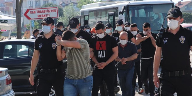 3 milyon TL'lik vurgun yapan 14 sahte bankac tutukland