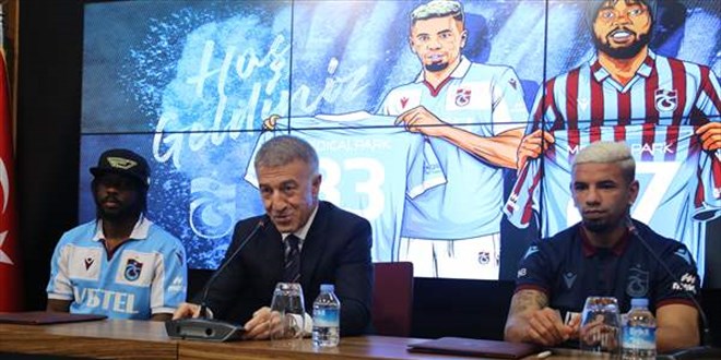 Trabzonspor'da ilk imzaları Gervinho ve Peres attı