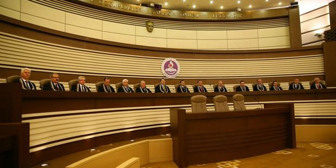 Dört eski Yargıtay üyesi Yüce Divan'da yargılanıyor