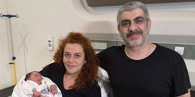 Anne karnında savaştı: Doktorların 'mucize' bebeği