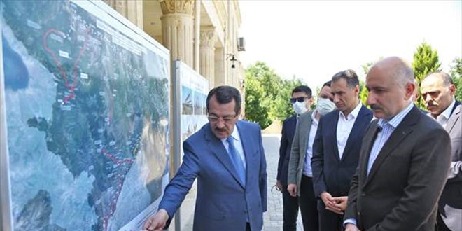 'Dağlık Karabağ'ın inşasında Azerbaycan'ın arkasındayız'