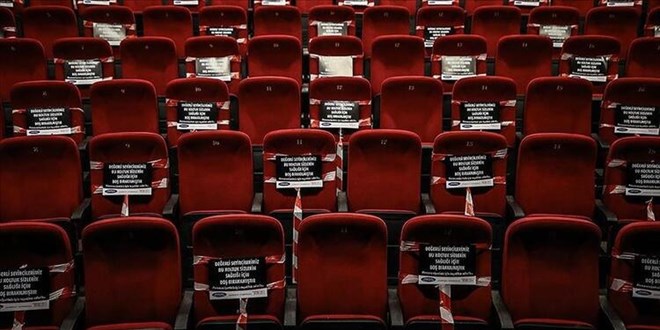 Sinema salonlarının açılışı 1 Temmuz'a ertelendi