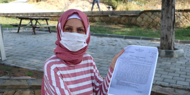 7 yerinden bıçaklanan Dilek hemşire boşanma savaşı veriyor