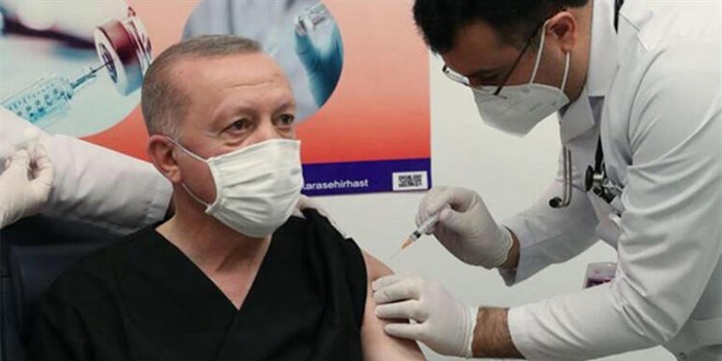 Erdoğan '3 doz aşımı oldum' dedi, tartışma başladı