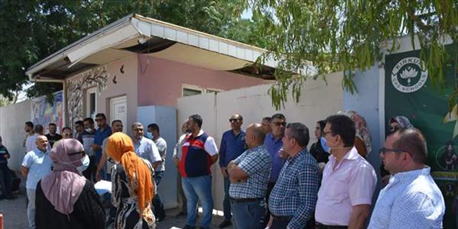 Kerkük'teki FETÖ'ye ait okulda 'kalitesiz eğitim' protestosu