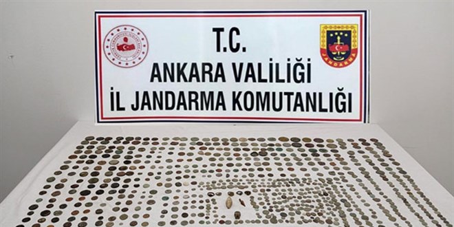 Ankara'da 718 parça tarihi eser ele geçirildi