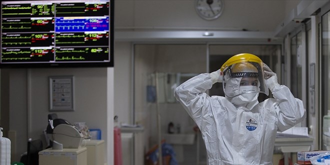 Türkiye'nin koronavirüsle mücadelesinde son 24 saatte yaşananlar