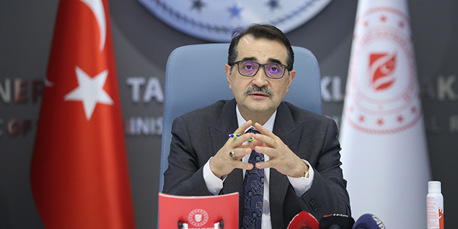 Bakan D�nmez: Karadeniz'de bu y�l yeni ke�if kuyusu a��labilir