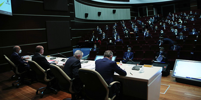 AK Parti MYK topland�