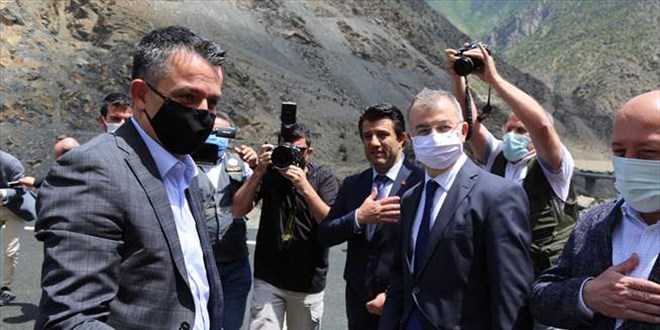 Bakan Pakdemirli: 1-1,5 sene Yusufeli Barajı'nın dolmasını bekleyeceğiz