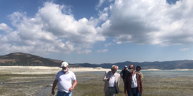 Salda Gölü'ne kanalizasyon aktığı iddialarına ilişkin açıklama