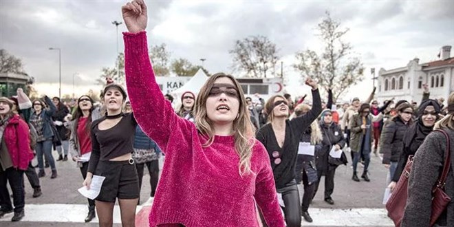 La tesis dansına beraat kararı