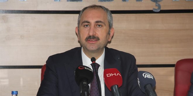 Bakan Gül: Polemiklerle siyaset yapmanın Türkiye'ye faydası yok