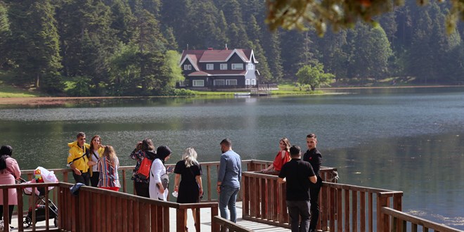 G�lc�k Tabiat Park� normalle�meyle eski g�nlerine d�nd�