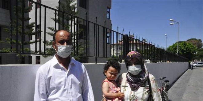 Evine gelen 4 kişi tarafından biber gazı sıkılıp darp edildi