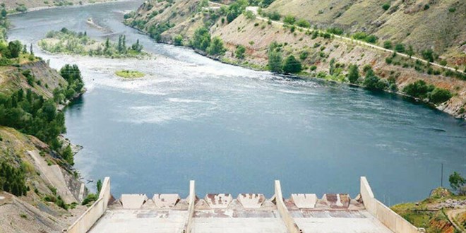 Enerji ithalatı azalıyor: Keban'a üçüncü yerli jeneratör