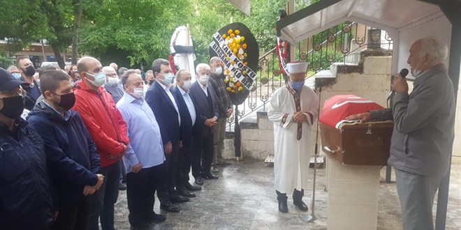 İzmir eski Milletvekili Ahmet Süter son yolculuğuna uğurlandı