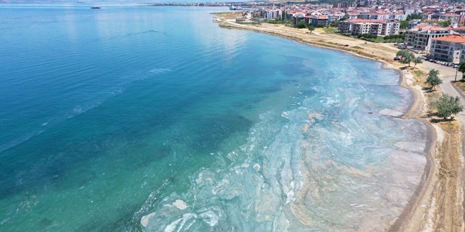 Müsilaj Marmara'da turizmi de vurdu: İlgi Karadeniz kıyılarına kaydı
