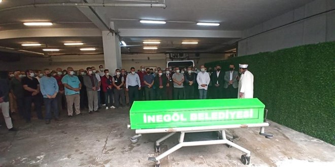48 yaşındaki sağlık memuru kansere yenik düştü